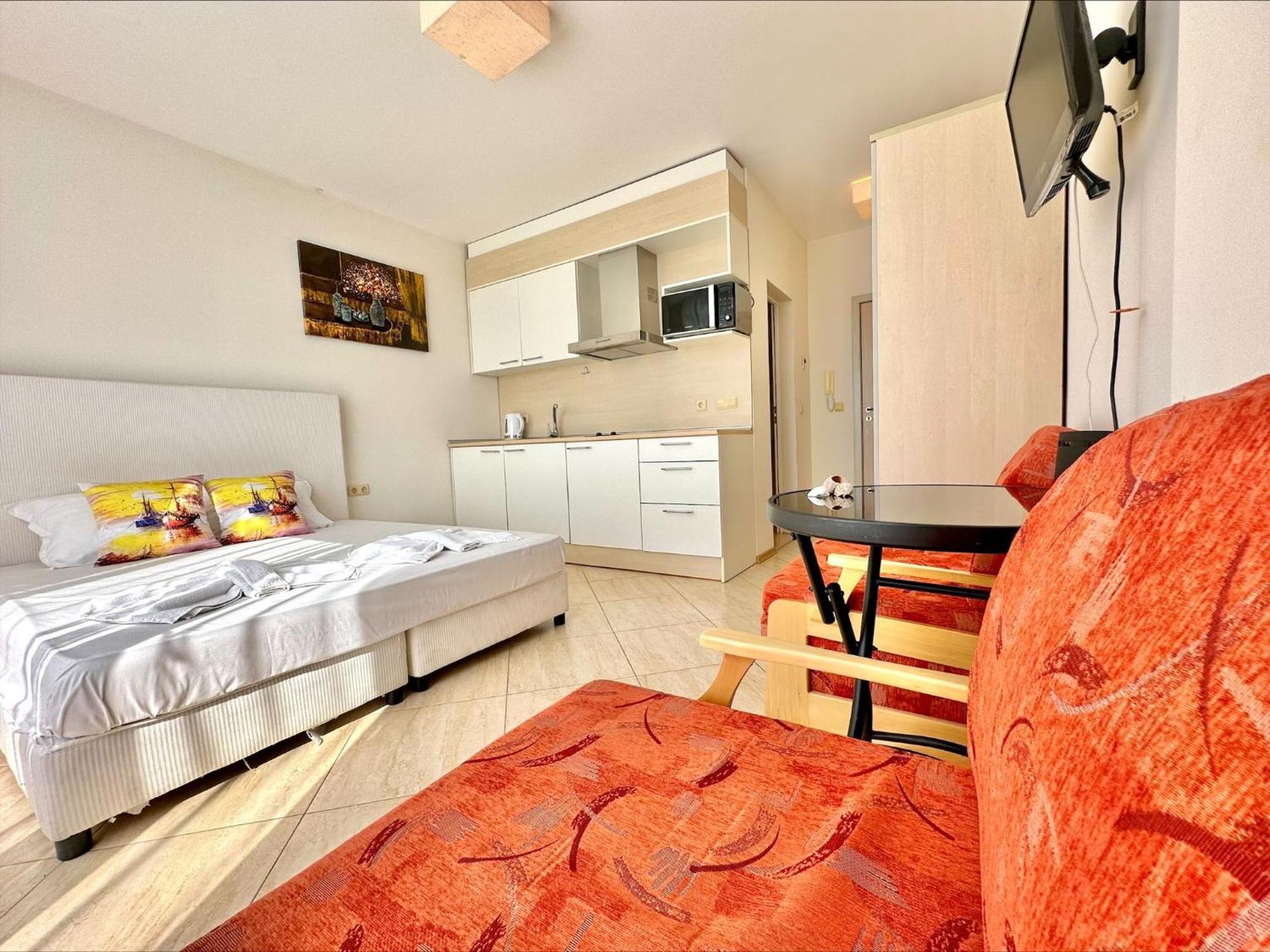 Menada Grand Resort Apartments Aheloy Chambre photo